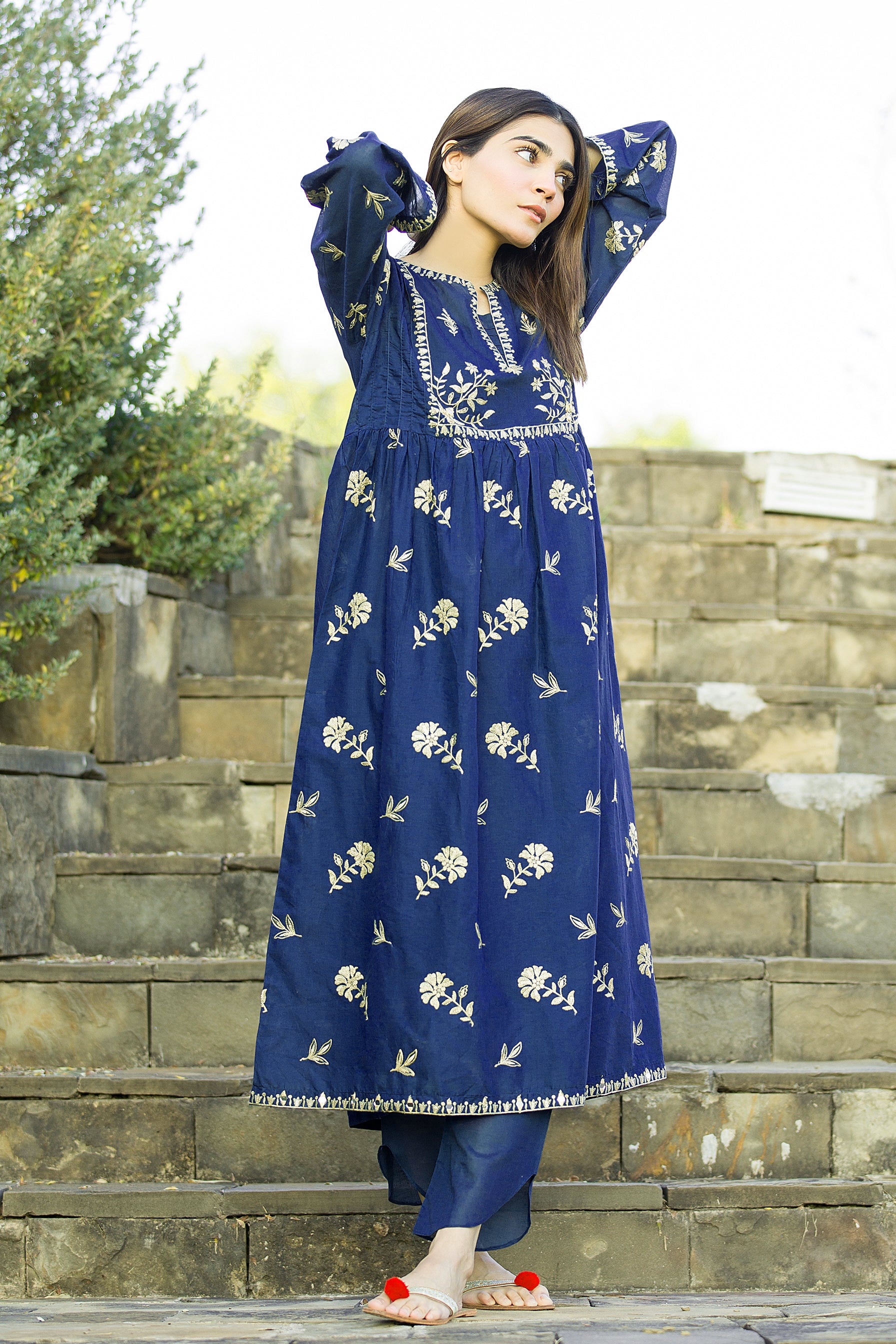 Zeenia- Blue Frock Embroidered Lawn 2 Piece Mak Fashion