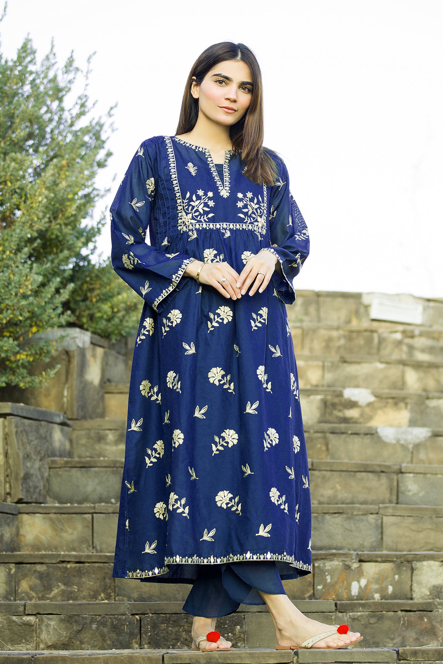 Zeenia- Blue Frock Embroidered Lawn 2 Piece Mak Fashion