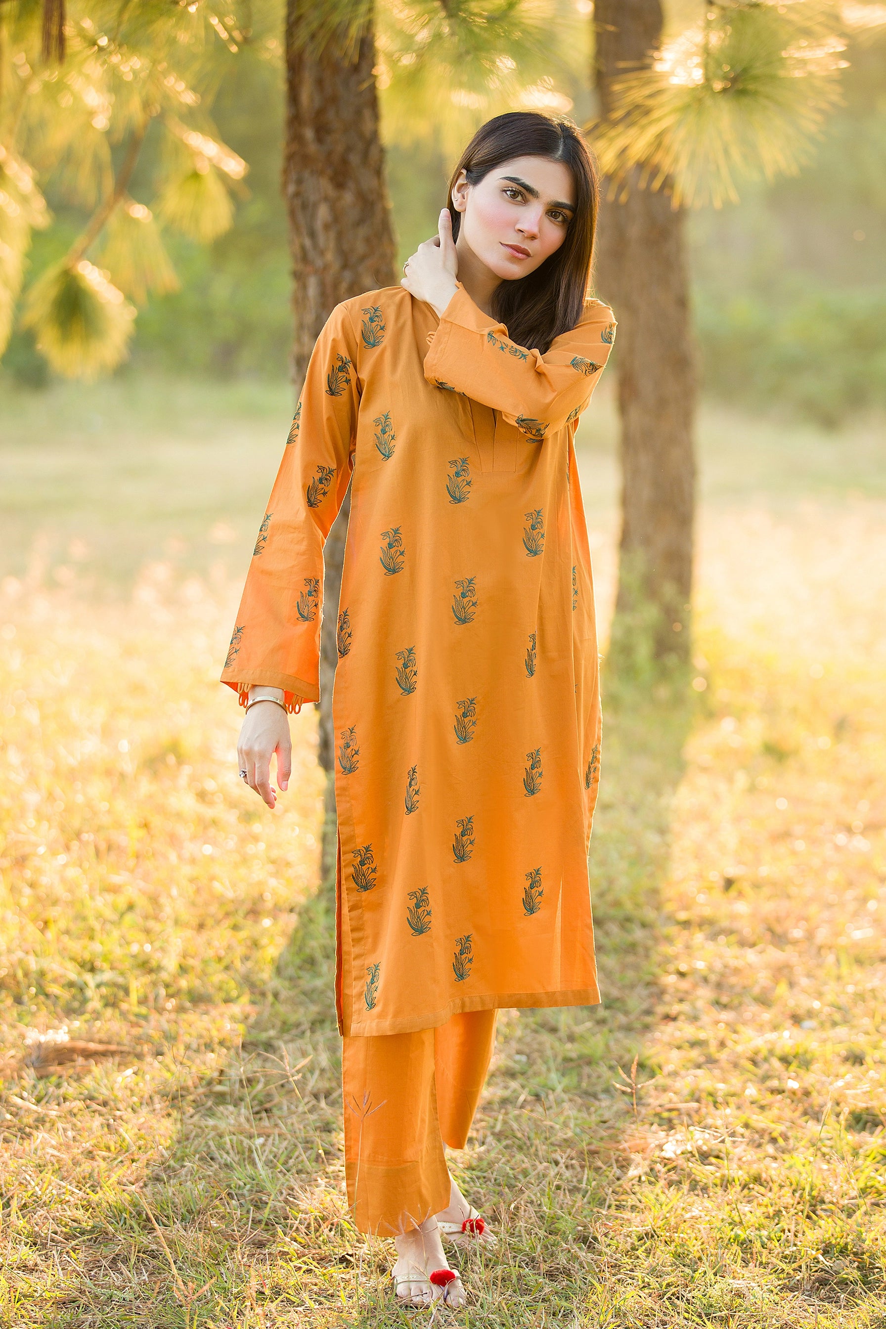 Bella - Mustard Embroidered Lawn 2 Piece Mak Fashion