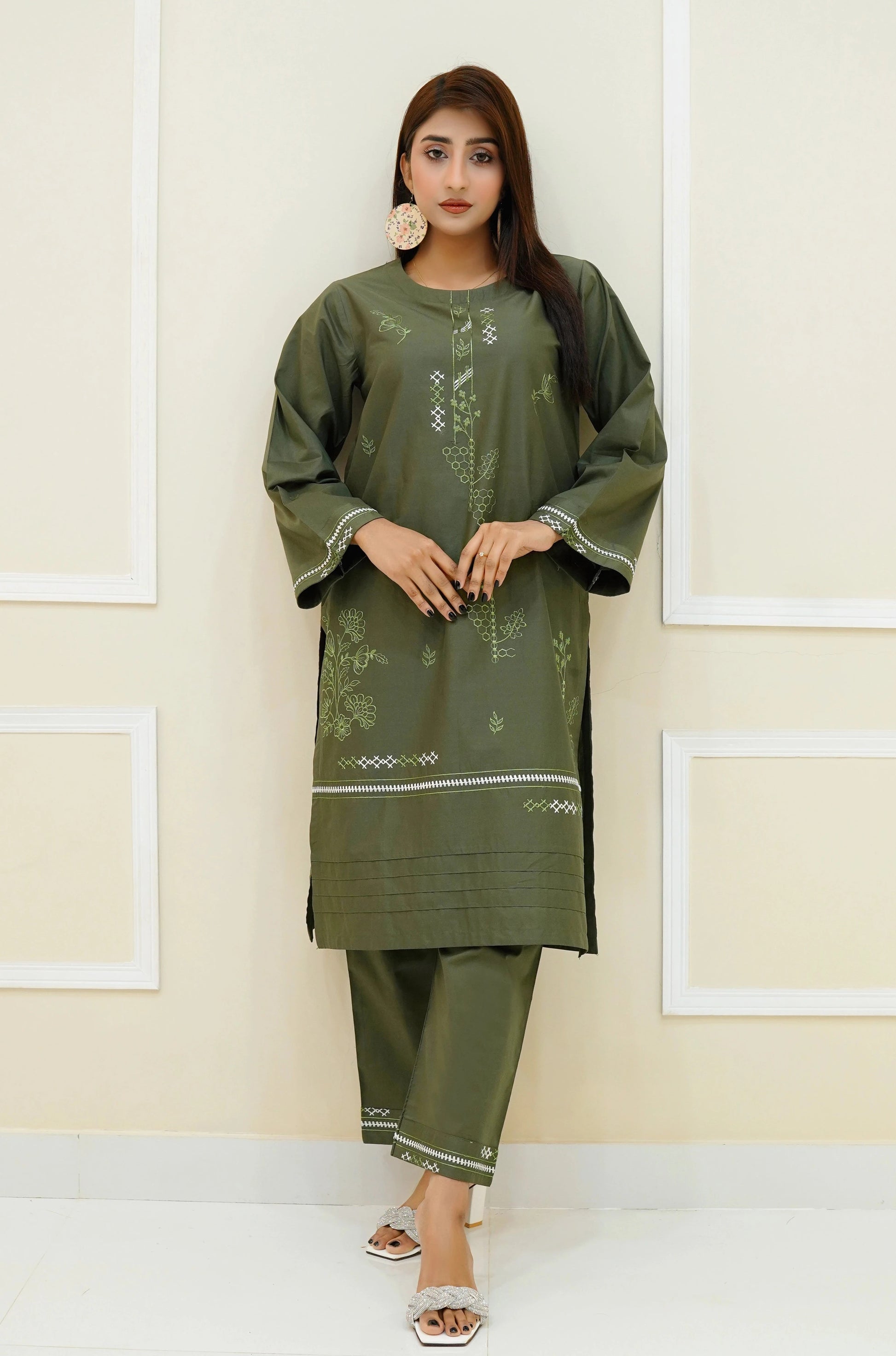 SHIBRA 2PC Embroidered Lawn Dress Mak Fashion