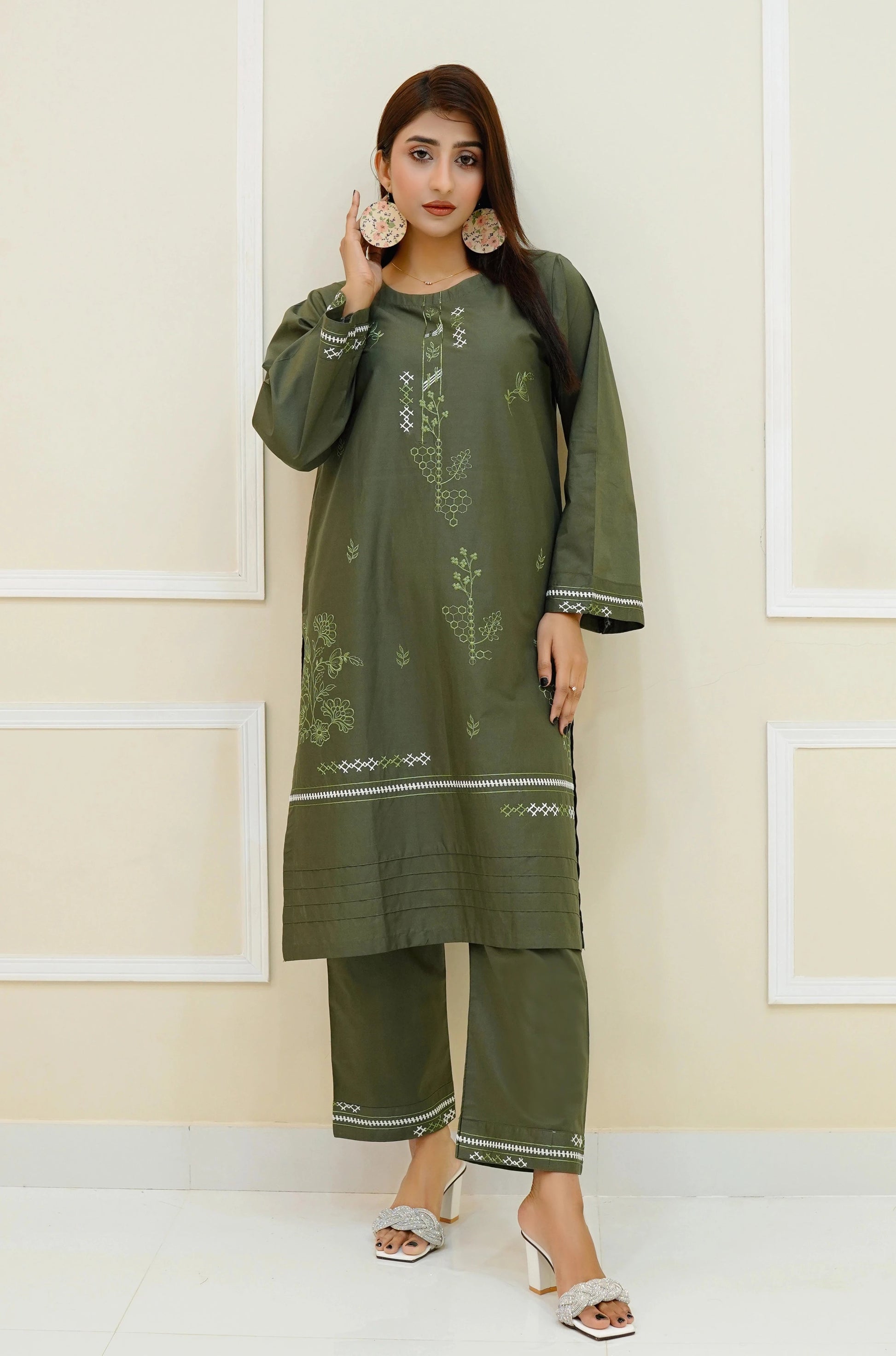 SHIBRA 2PC Embroidered Lawn Dress Mak Fashion