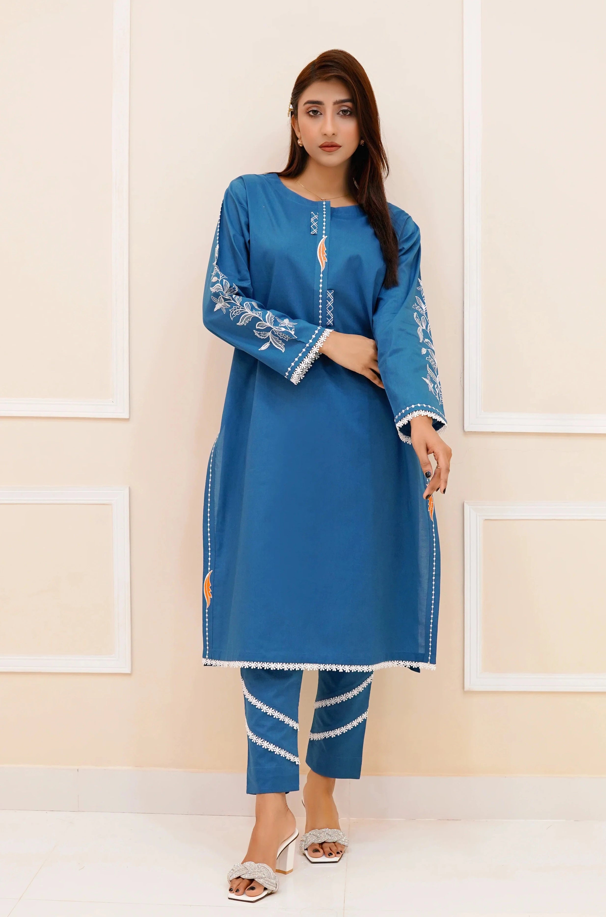 RUMI 2PC Embroidered Lawn Dress