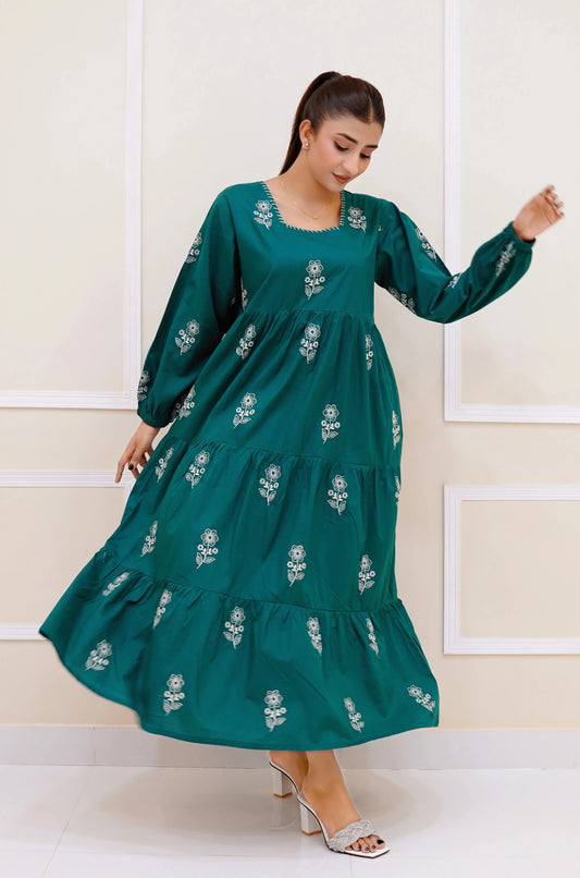 OX GREEN Embroidered Lawn Maxi Mak Fashion