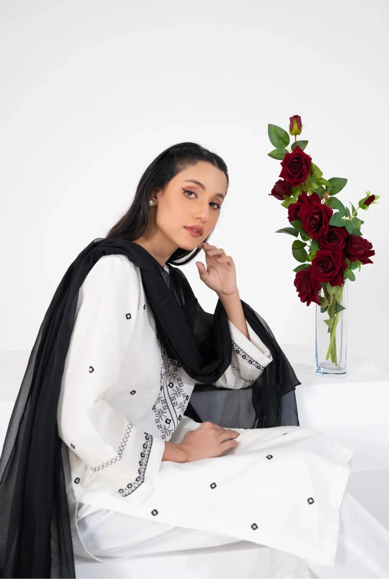 Muntazir - Pearl White Embroidered Lawn Mak Fashion